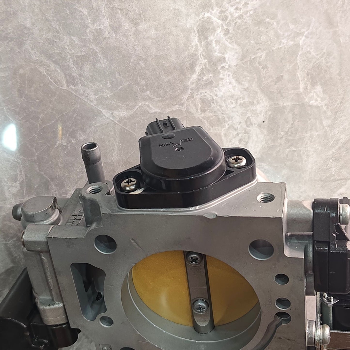 2005 Honda CR-V EX-L Sport Utility 4-Door 2.4L Double Pull Wires Throttle Body 16400-PPA-A11