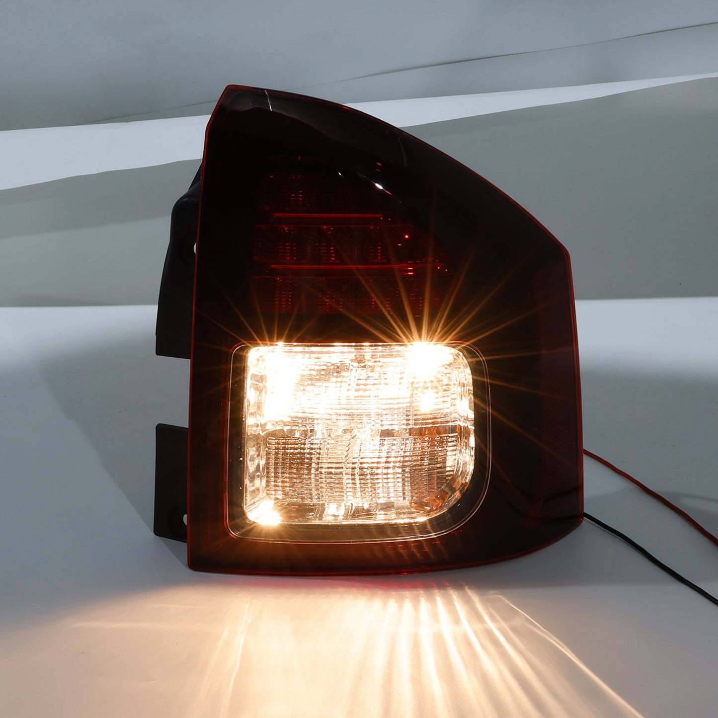 Left+Right Rear Tail Light Rear Lamp Assembly For Jeep Compass 2014-2017