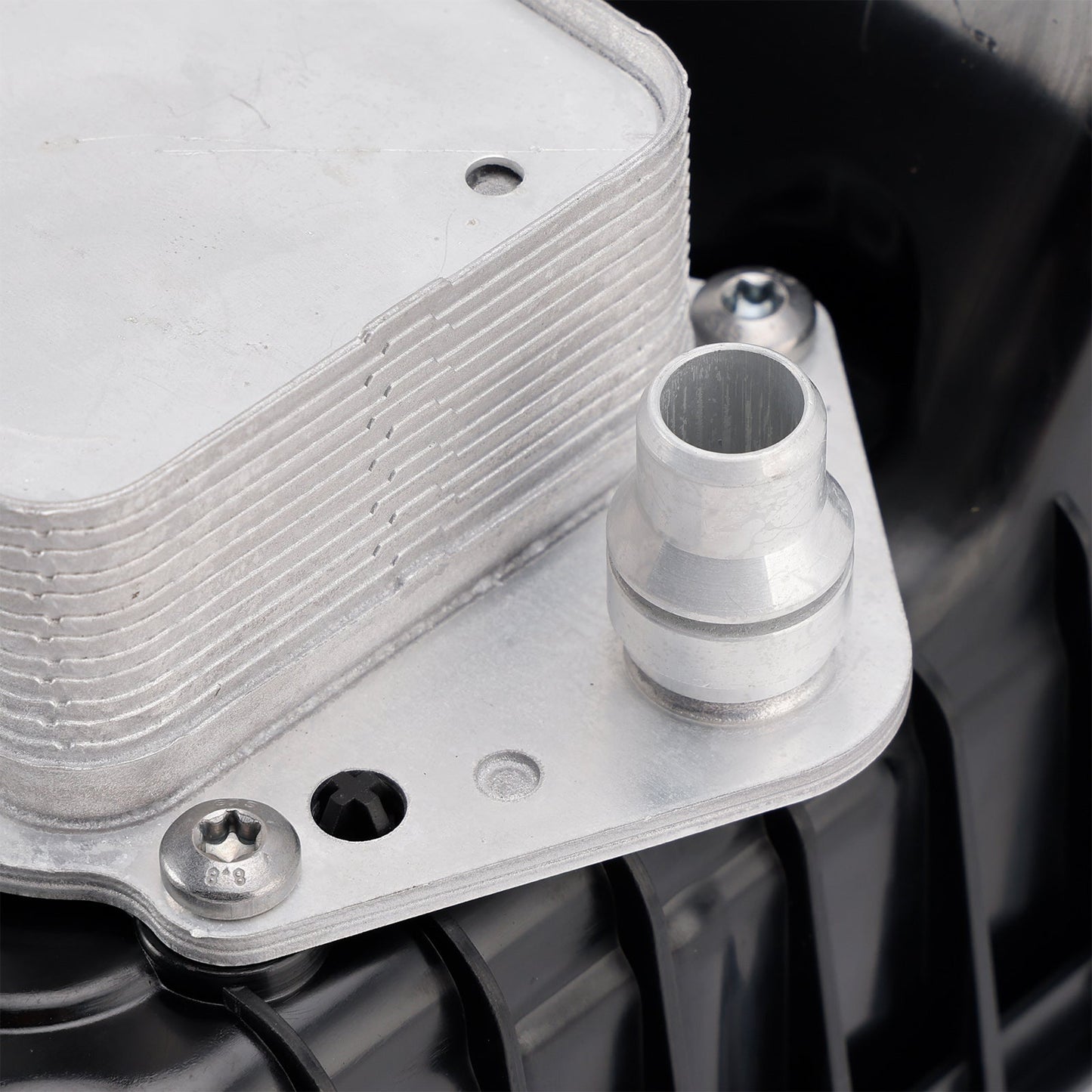 Gearbox Oil Pan Oil Cooler 2473711400 For Mercedes-Benz B-CLASS Sports Tourer