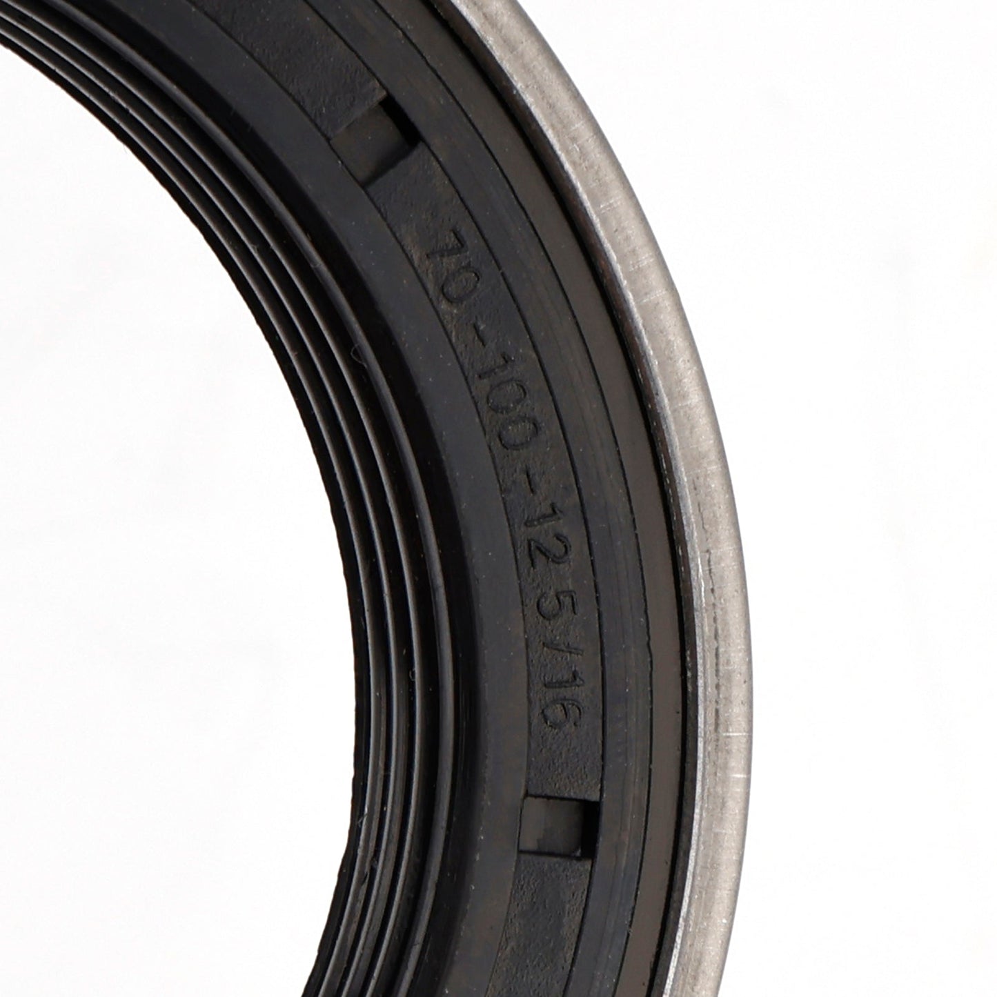 2018-2022 Cummins 6.7L Upgrade New Front Crankshaft Oil Seal 4890832