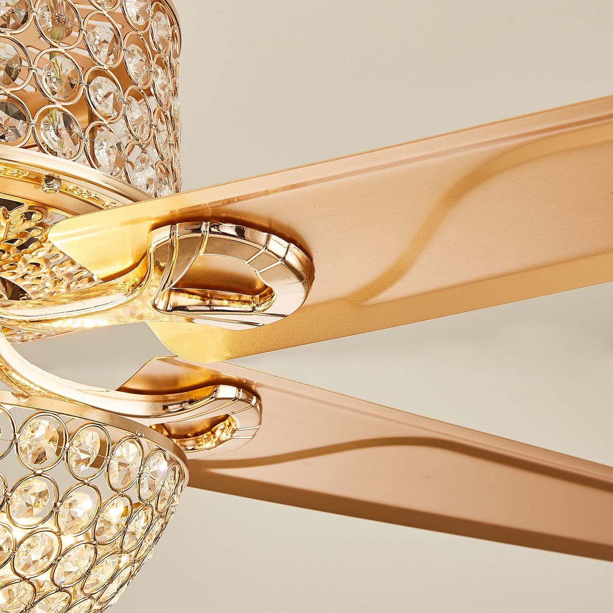 42 " Crystal Ceiling Fan with Light and Remote