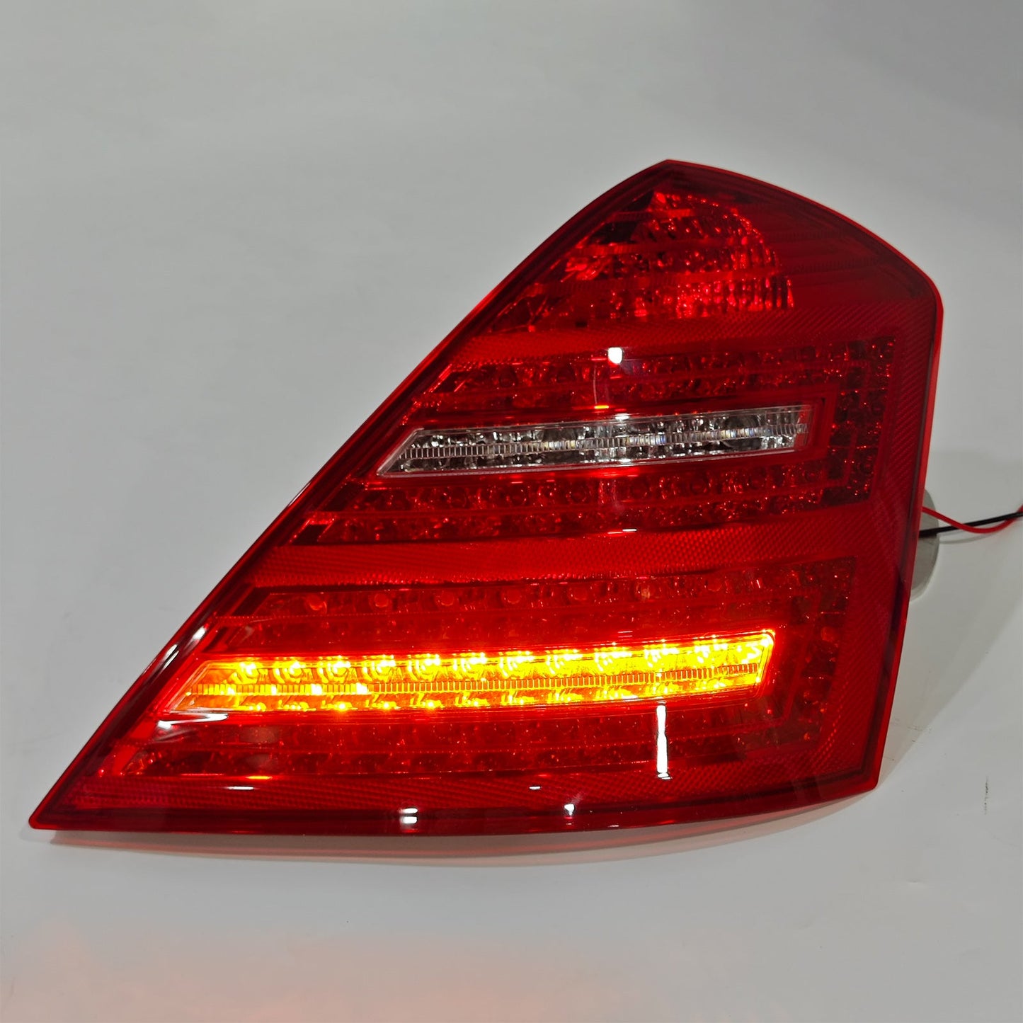 2007-2013 Mercedes Benz W221 S-Class Right LED Tail Light Lamp 2218201464