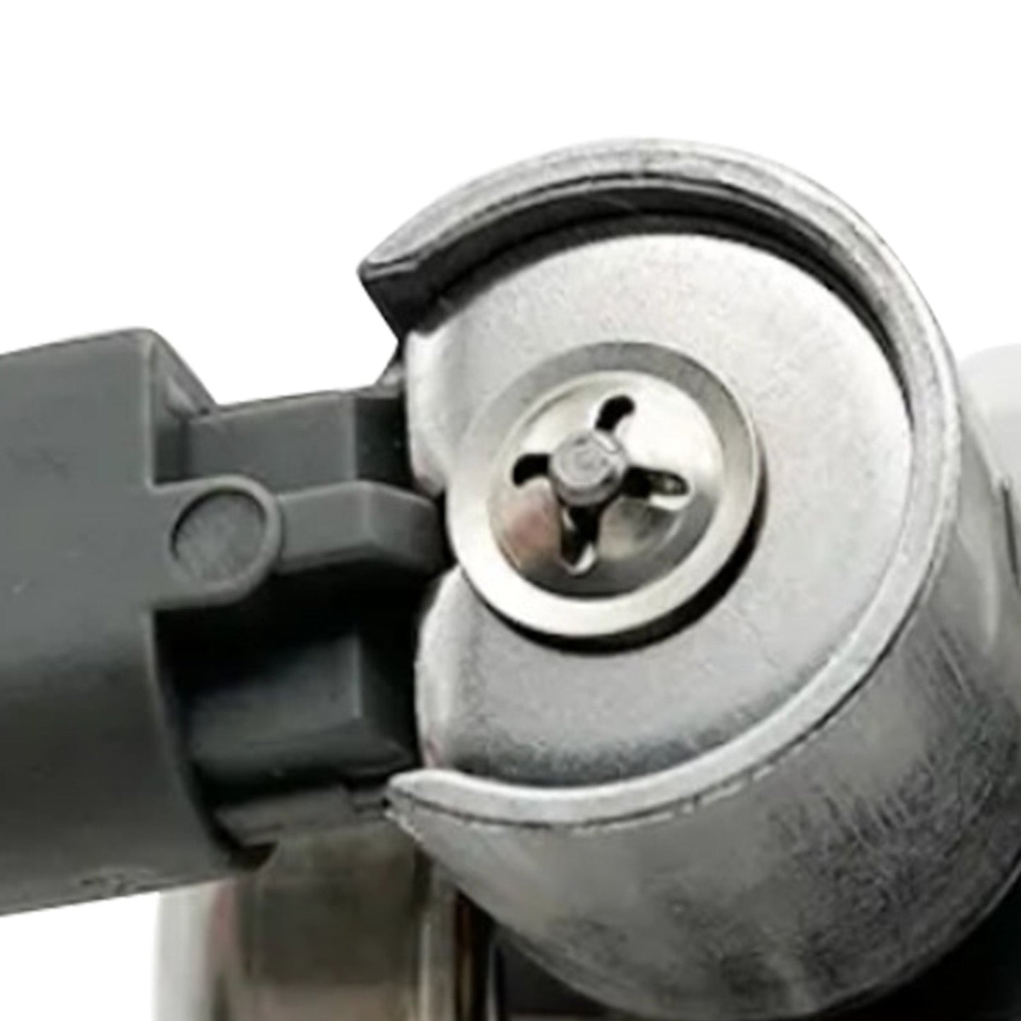 2012 BMW X3 F25 High Pressure Fuel Pump 13517610761