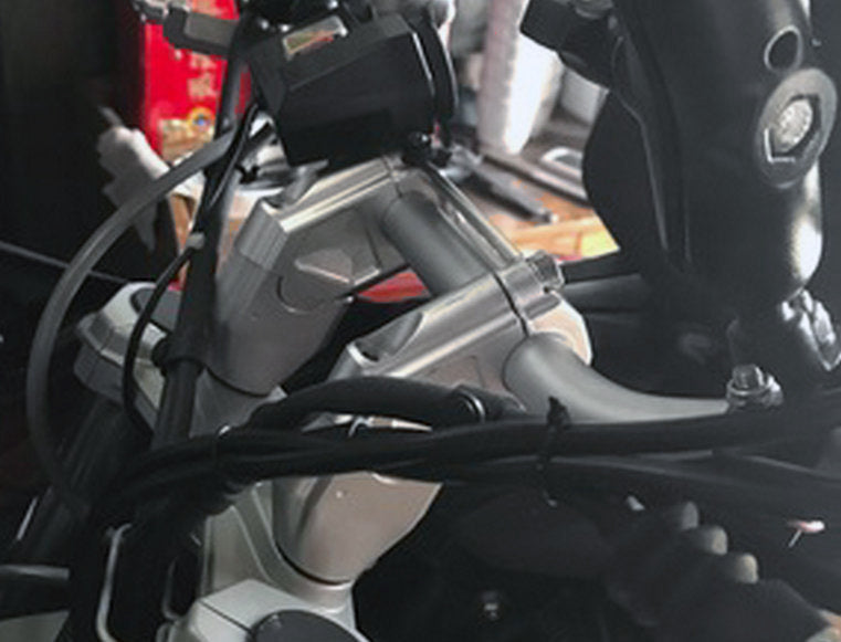Pair Black Motorcycle Handlebar Riser Kit Moves Bar Up For BMW F800GS 2008-2017
