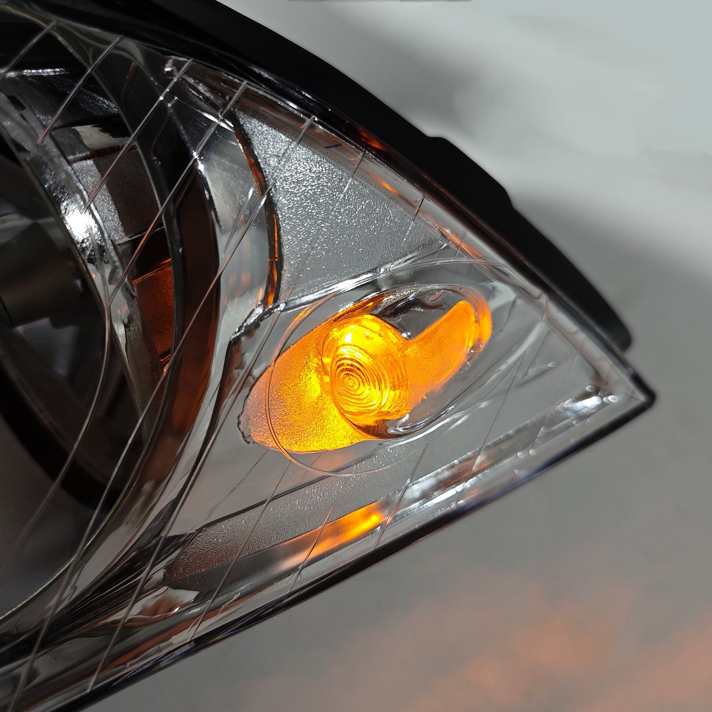 2006-2011 VW Bora GLI Left Headlight Lamp 1JD941017