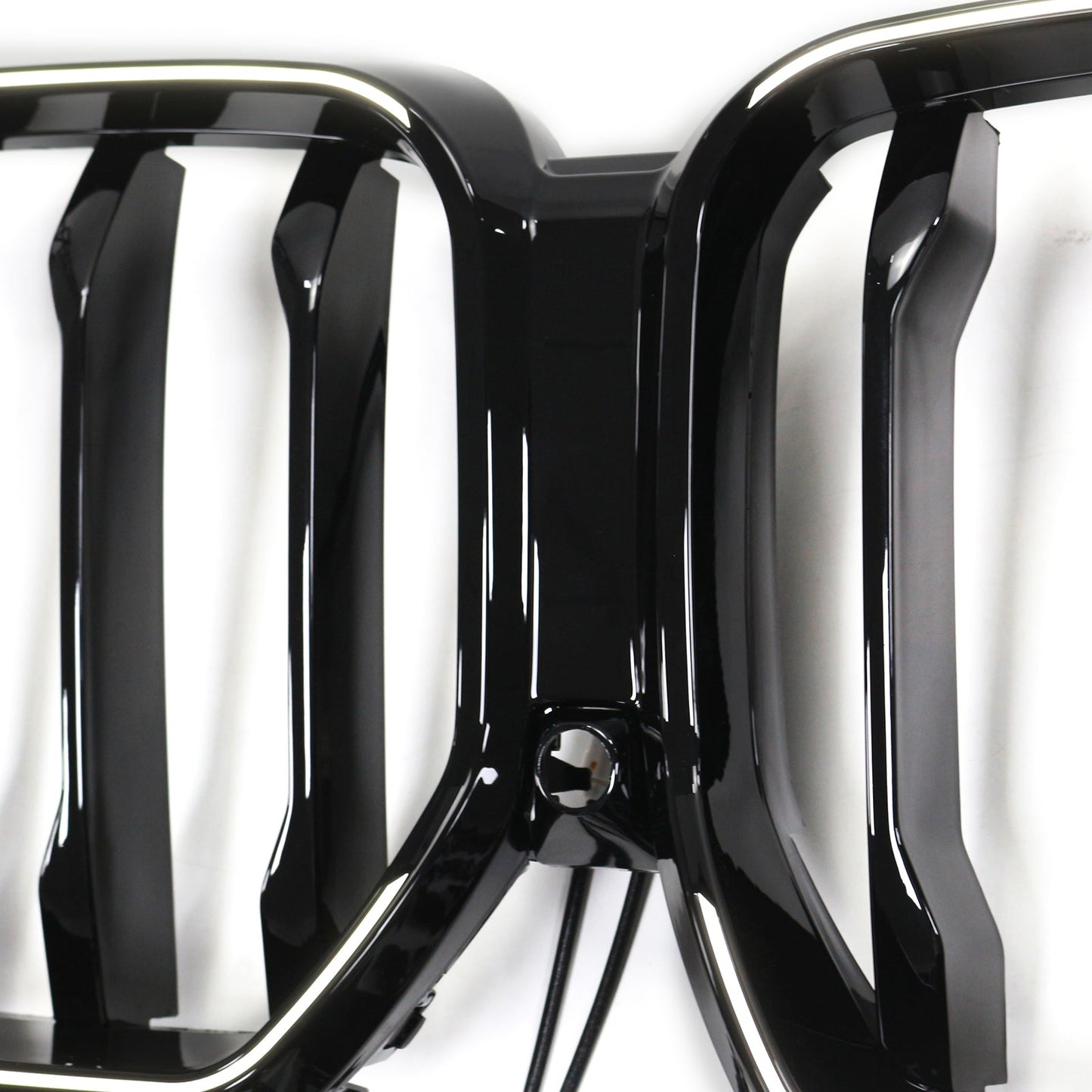 2020-2022 BMW X6 G06 M50i W/Camera Hole Black Front Bumper Grille Grill