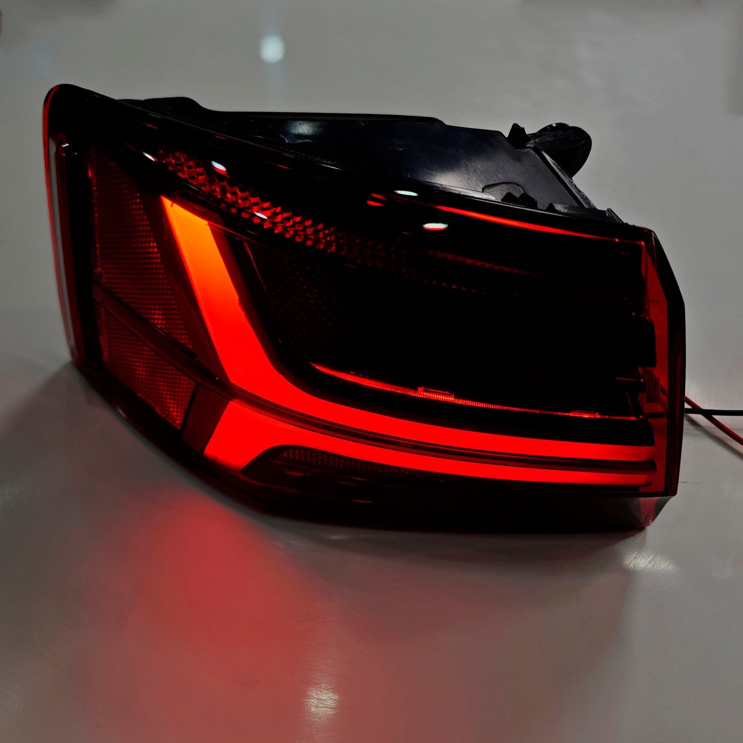 2015-2018 Audi A6 4G C7 Left Rear Tail Light Outer 4G5945095E