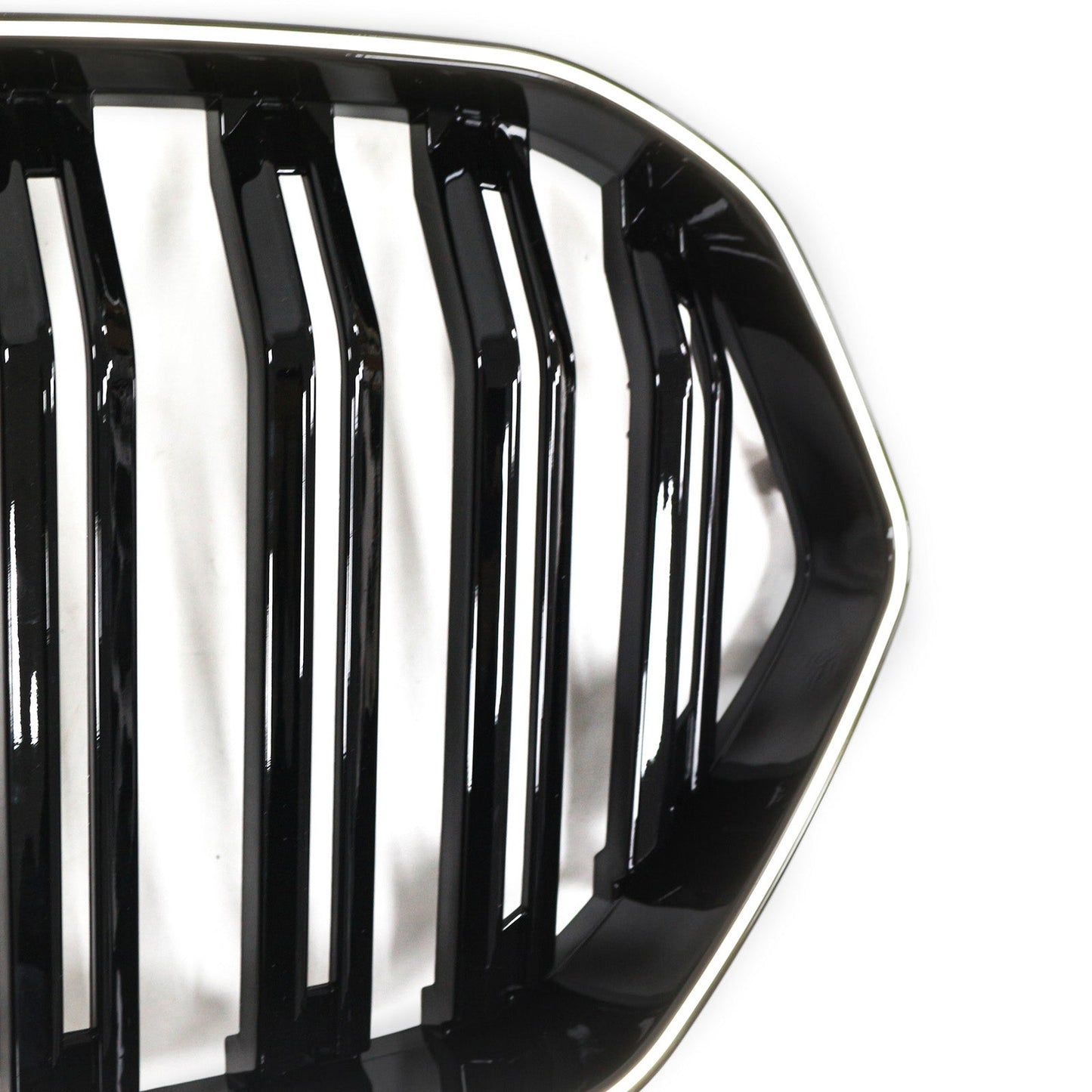 2020-2022 BMW X6 G06 M50i W/Camera Hole Gloss Black Front Bumper Grille