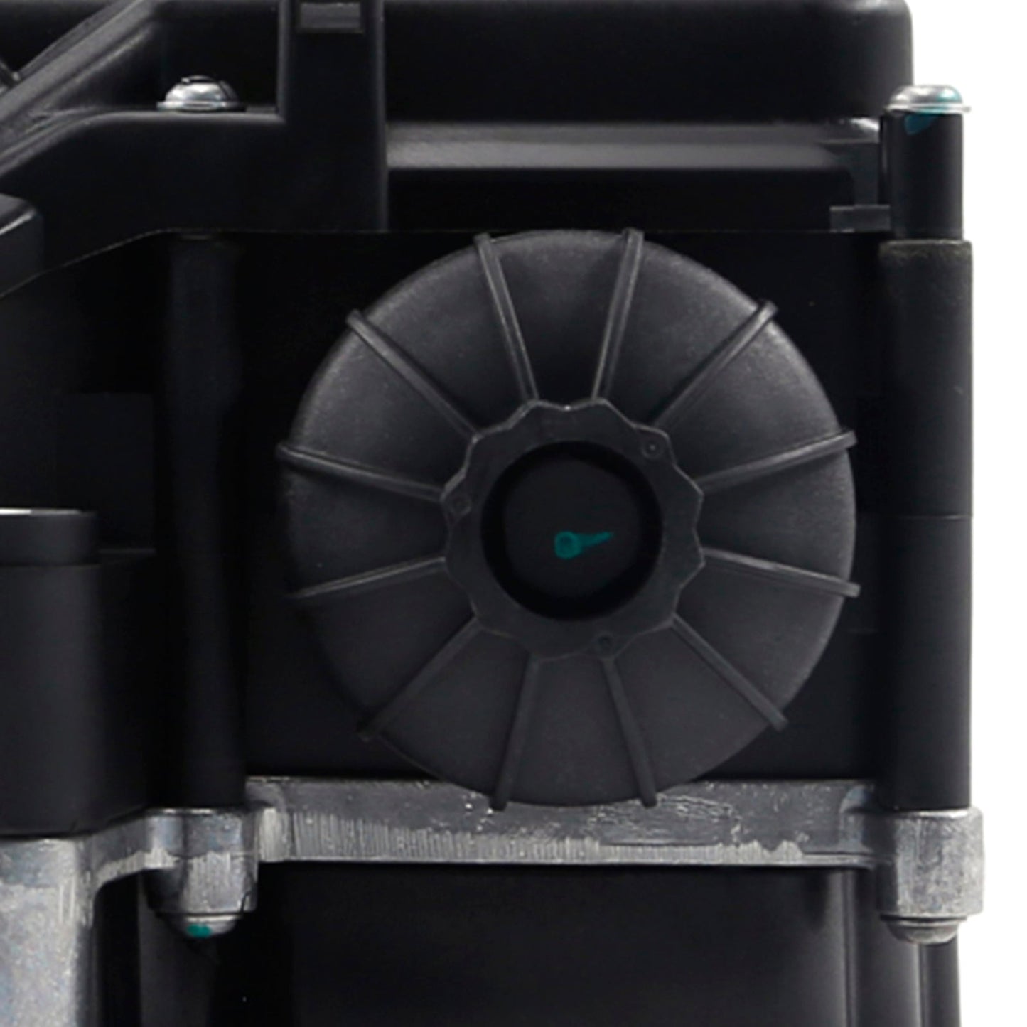 Volvo D11 D13 D16 Engines DEF Diesel Exhaust Fluid Urea Injection Pump 12V 0444042109 0444042005