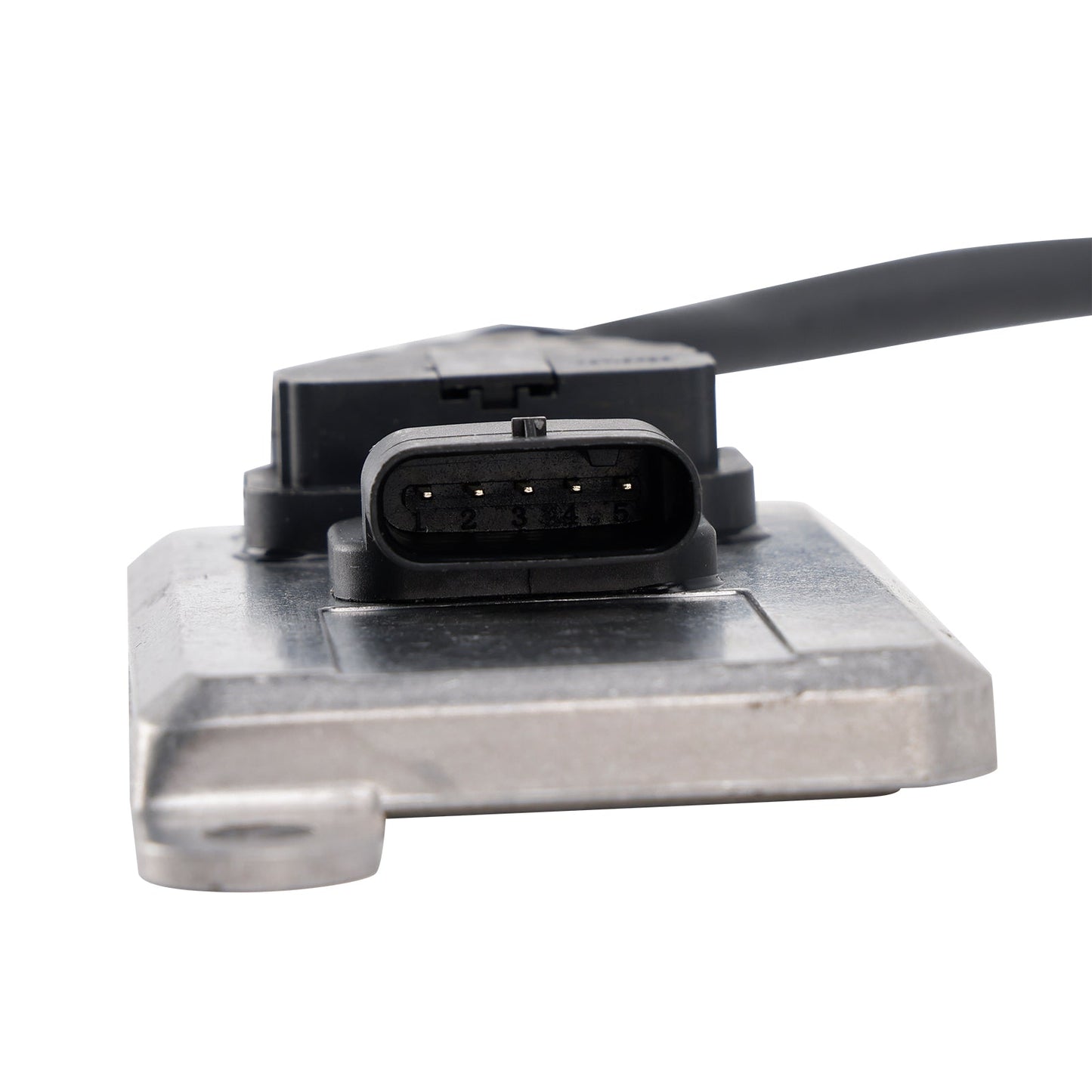 Nox Nitrogen Oxide Sensor For Isuzu Truck N75 150/190 7.5T 4X2 8983023940
