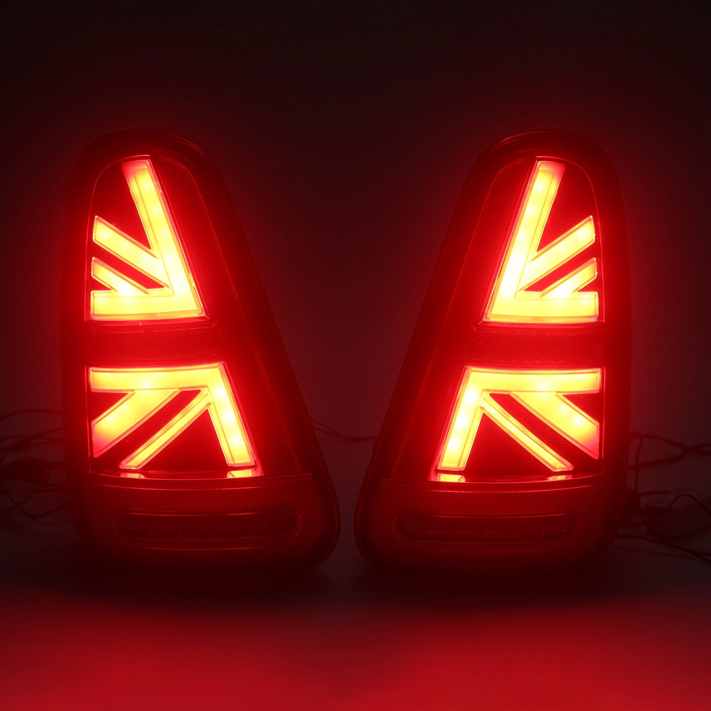 2001 2002 2003 2004 2005 2006 BMW Mini Cooper R50 R52 R53 L&R LED Tail lights w/ Turn Signal Lamps