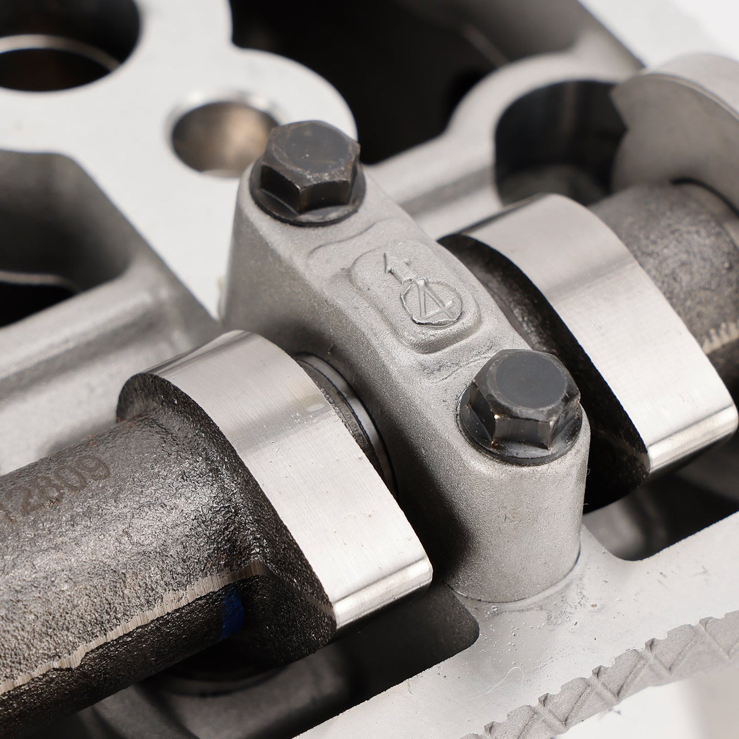 2009¨C2019 Kia Cadenza G4KE Engine Cylinder Head Assembly 20910-27A00 22320-25000