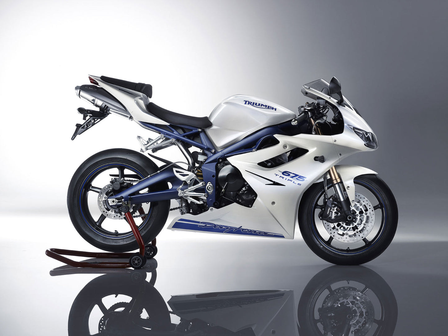 2009-2012 Triumph Daytona 675 Amotopart Fairings White Blue Daytona Racing Customs Fairing