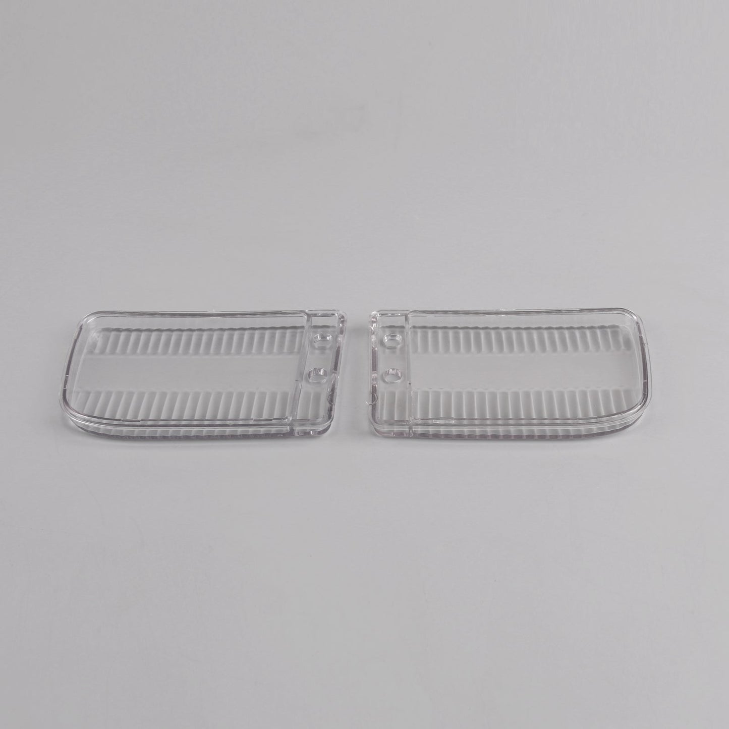BMW E30 318i 318is 1982-1991 Pair Front Bumper Fog Lights Clear Plastic Lens
