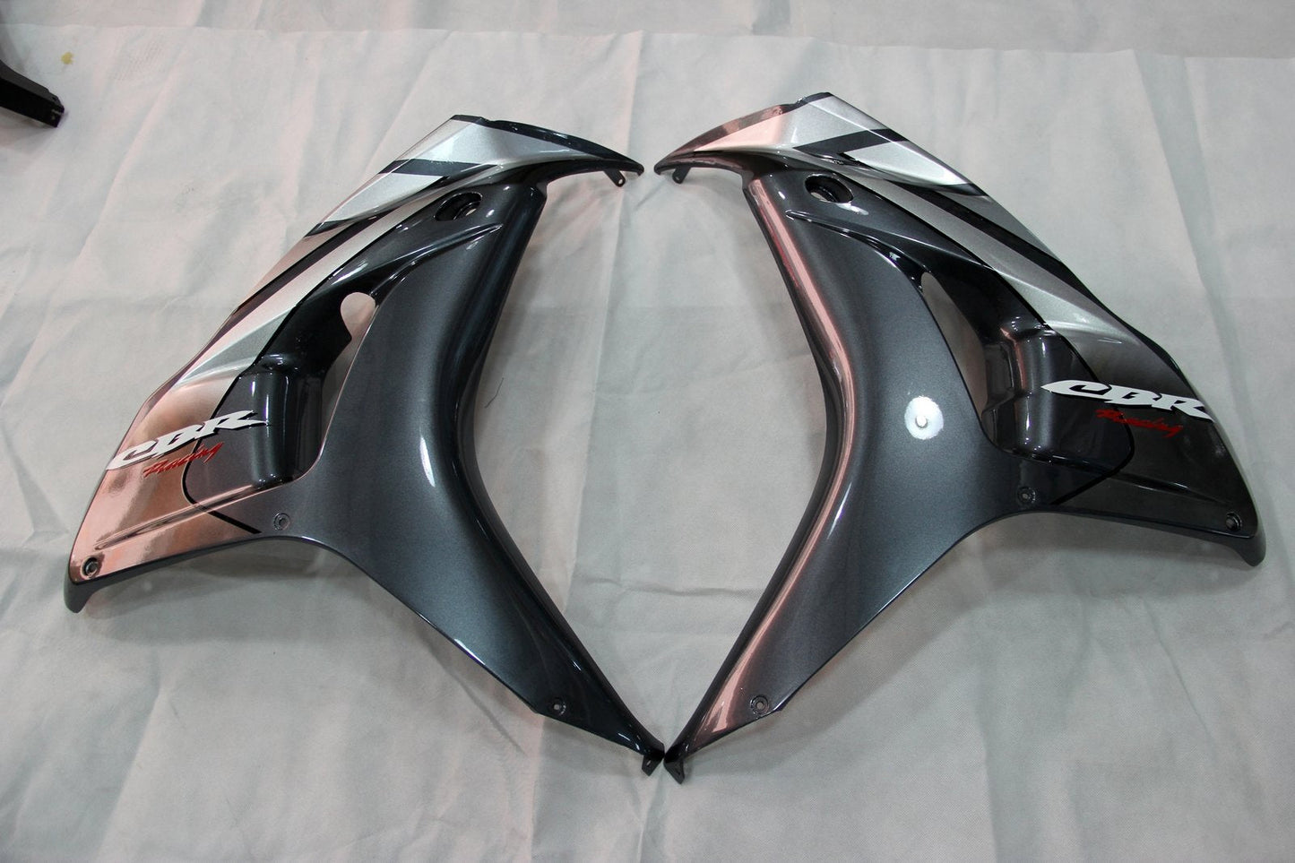 2006-2007 Honda CBR 1000 RR Silver Grey Metallic CBR Racing Amotopart Fairings